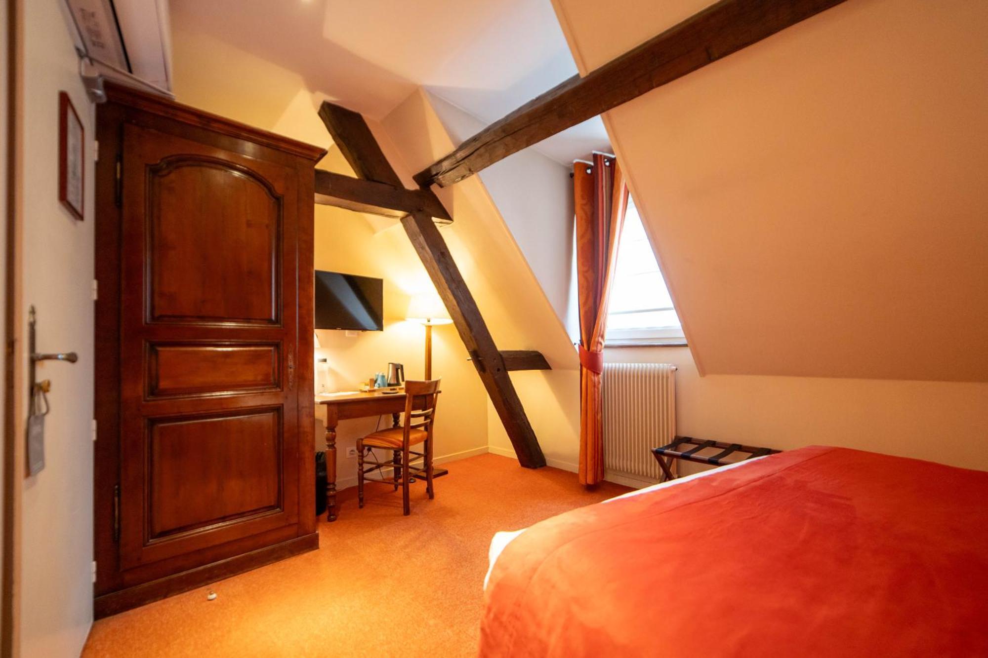 Hotel Wilson - Teritoria Dijon Eksteriør bilde