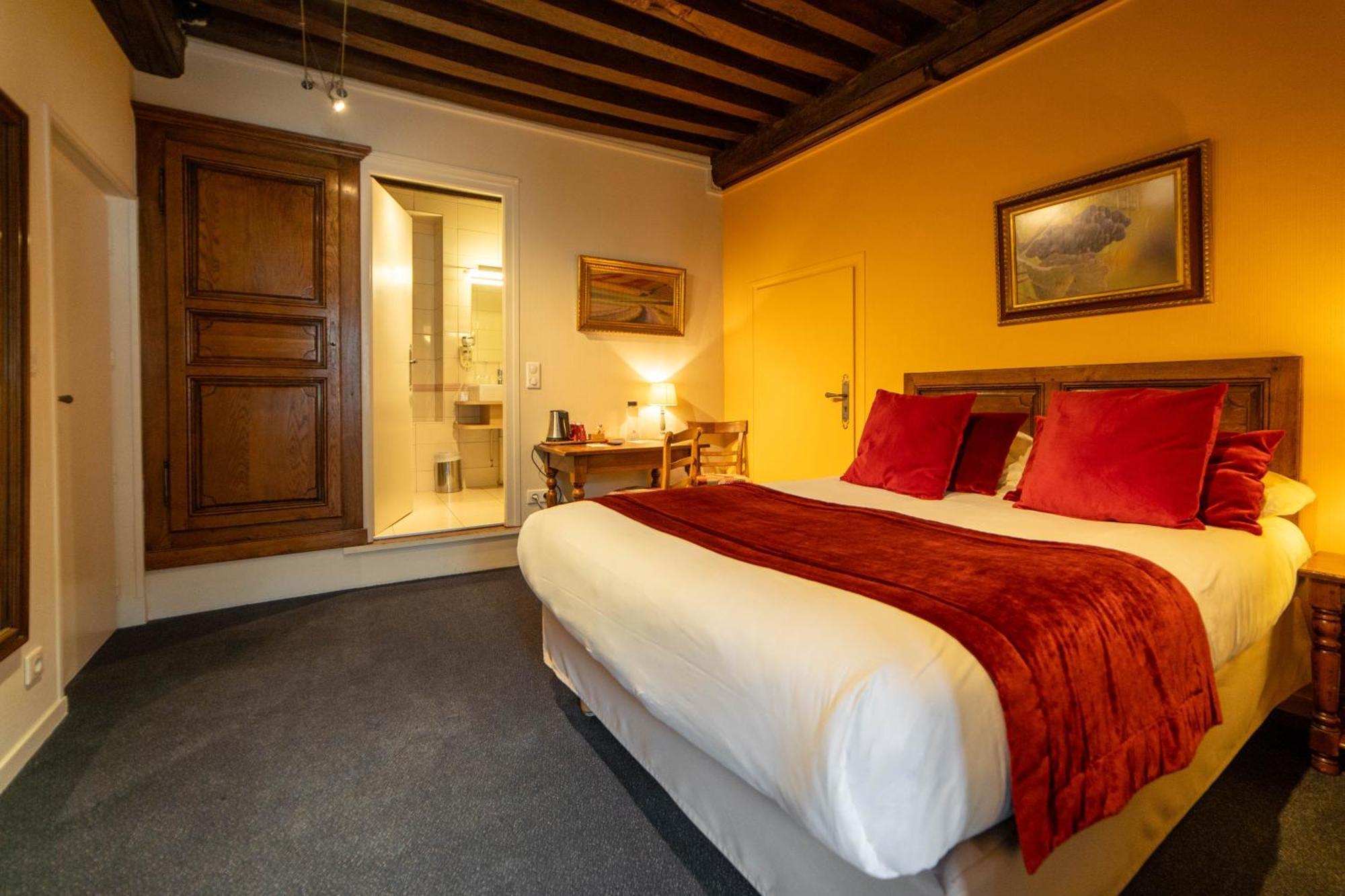 Hotel Wilson - Teritoria Dijon Eksteriør bilde